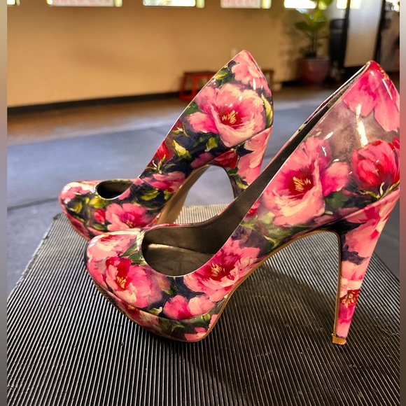 Floral Pink High Heels - Picture 6 of 6